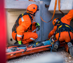 Undertake Confined Space Rescue Training (non Fire-Sector) (2)