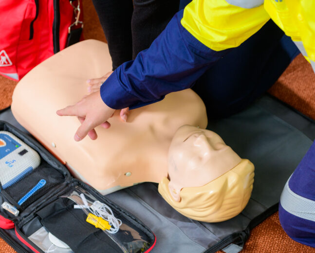 Provide First Aid (Blended Learning)