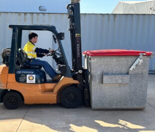 Licence to operate a forklift truck Training