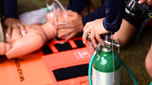 Provide Advanced Resuscitation and Oxygen Therapy Training